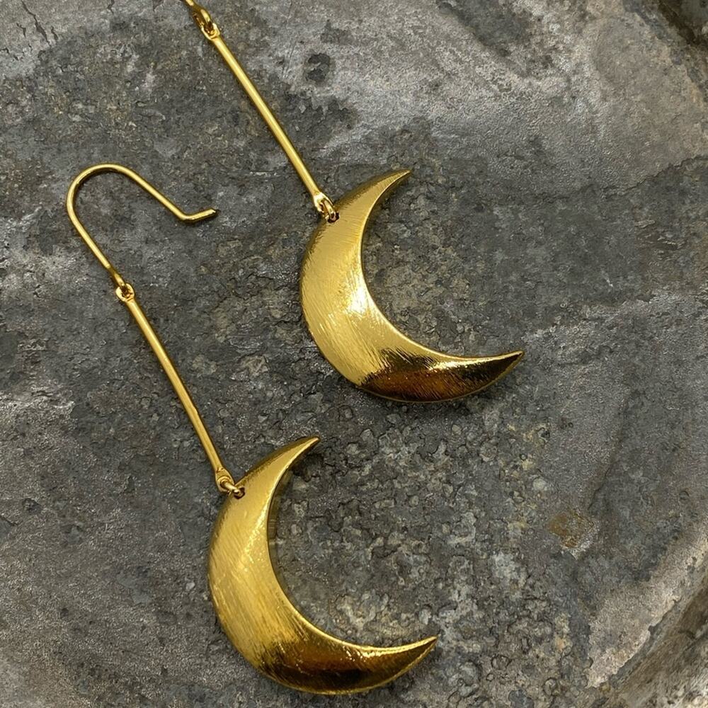 NEW Simple Nights Crescent Moon Dangle Earrings - Picture 7 of 9